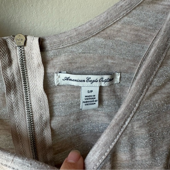 American Eagle striped tan with silver zip back tank - Picture 4 of 5